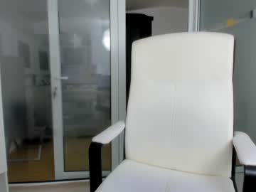webcam girl ingridblondy94 live cam image #4824060