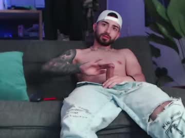webcam man fratguysonline live cam image #2518099