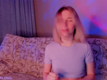 webcam girl melondama live cam image #3281520