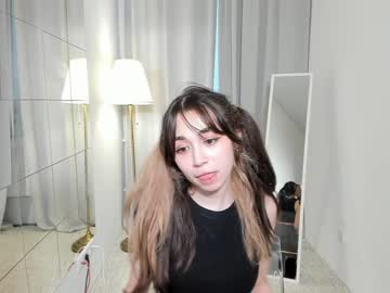 webcam girl y_u_m_i_k_a live cam image #1831821