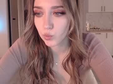 webcam girl uwuxo live cam image #820173