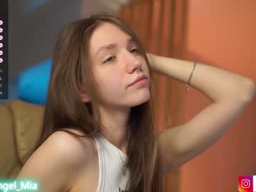 webcam girl angels_kiss live cam image #5492458