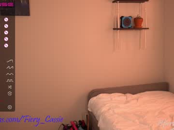 webcam girl fiery_redhead live cam image #4772838