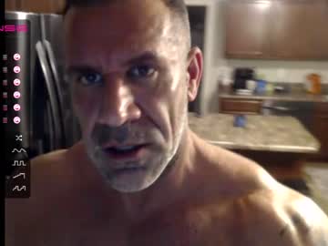 webcam man straightmuscleandmore live cam image #1016500