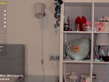 webcam girl mia_milagros live cam image #3284746