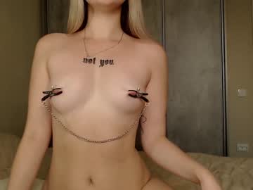 webcam girl cute_siberian_girl live cam image #2493276