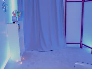 webcam girl silent_chill live cam image #2833563