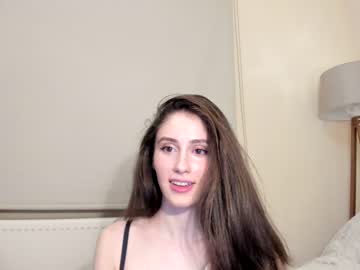 webcam girl snowww_white live cam image #4955645