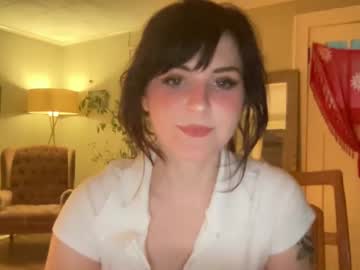 webcam girl petiteminxx live cam image #4593525