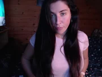 webcam girl victorias_world live cam image #5155381