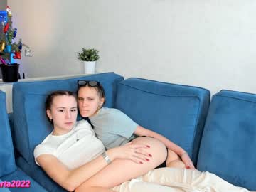 webcam couple barbarajennifers live cam image #3481382