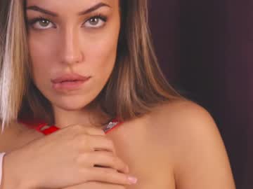 webcam girl francescadomi live cam image #2990037