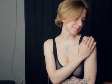 webcam girl kristi_moss live cam image #5679153