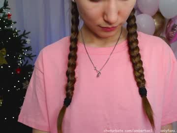 webcam girl ambertan1 live cam image #884259