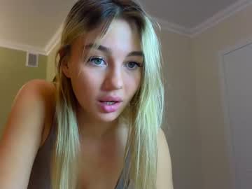 webcam girl lilly_mattsson live cam image #5301003