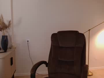 webcam girl bitter_moon live cam image #6859514