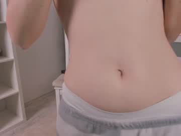 webcam girl carolmoores live cam image #3225482