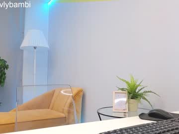 webcam girl lovlybambi live cam image #5664021