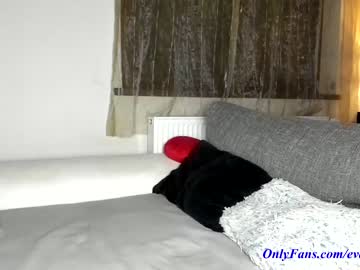 webcam girl pbsteve live cam image #3530207