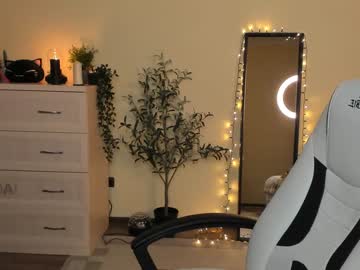webcam girl ella_flar_ live cam image #2843794