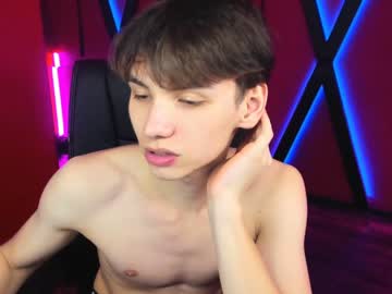 webcam man tayller_cute live cam image #6630991