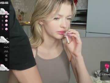 webcam girl white__crystal_ live cam image #3653281