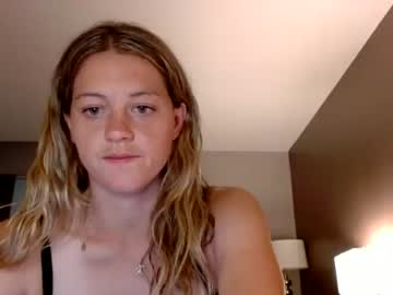 webcam girl beccafields live cam image #2122915
