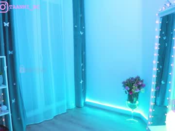 webcam girl taanni_bc live cam image #3964190