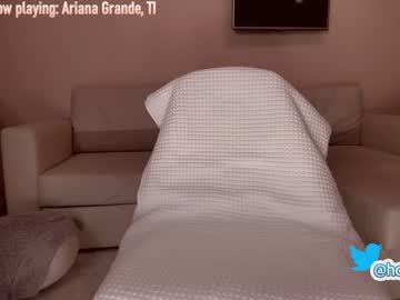 webcam girl hollyextra live cam image #841306