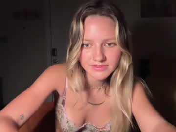 webcam girl alizabethblake live cam image #4115558