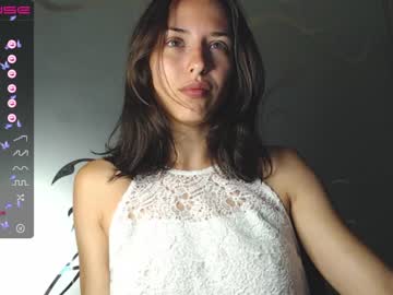 webcam girl water__lily live cam image #2172858