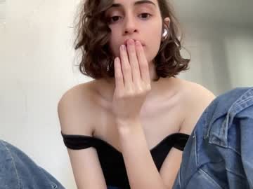 webcam girl wonderland_stia live cam image #6989008