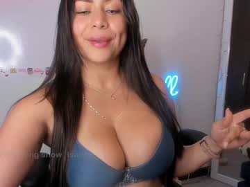 webcam girl isabelhills live cam image #584246