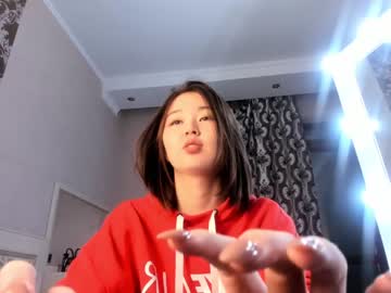 webcam girl hyun_chia live cam image #1889617