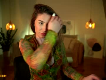 webcam girl provocatrixx live cam image #1137373