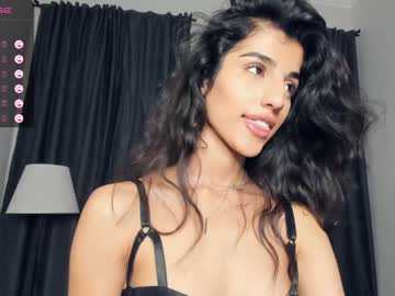 webcam girl suzannedavise live cam image #5915989