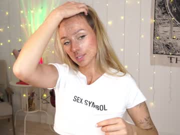 webcam girl artease live cam image #5571867