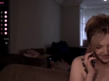 webcam girl lucydelovely live cam image #5455521