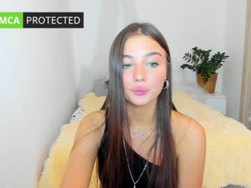 webcam girl lilly_mattsson live cam image #2778783