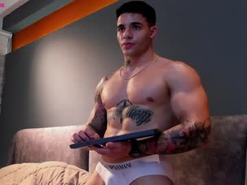 webcam man dominic_sullivan1 live cam image #752248