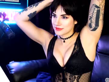 webcam girl aynmarie live cam image #2617869