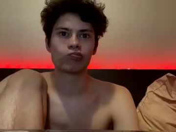 webcam man your_cute_friend live cam image #1036143