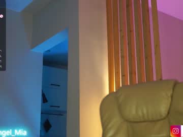 webcam girl angels_kiss live cam image #5391714