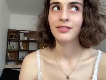 webcam girl wonderland_stia live cam image #5714237