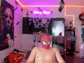 webcam man thejohnnystone live cam image #2889154