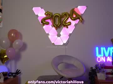 webcam girl victoriahillova live cam image #6107033