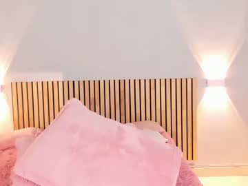 webcam girl little_effy18 live cam image #4877649