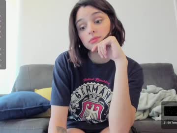 webcam girl yourfreakygirl live cam image #5300117