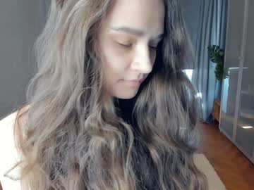 webcam girl sunshy_girl live cam image #4216315