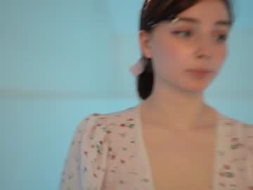 webcam girl floret_joy live cam image #5680385